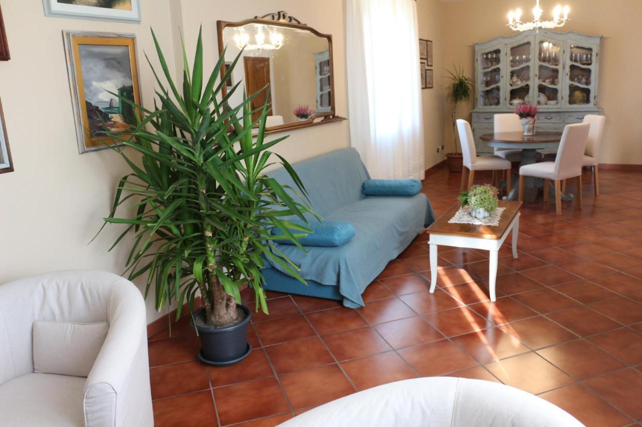 Casa Marcobando Villa ลุคคา ภายนอก รูปภาพ